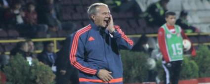 Cneyt Karaku grevde kalacak m?