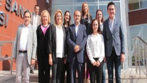 KADIN GRMCLER FATH METN'E GVENYOR