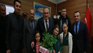 Bakan Ylmaz'a srpriz ziyaret