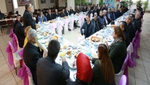 Bakan Ylmaz, muhtarlarla bir araya geldi