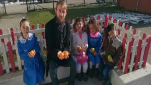 Genlik Meclisi'nden minik rencilere ziyaret