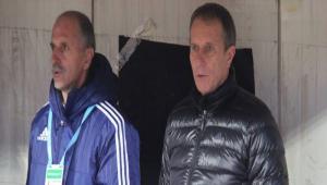 HOCA AYNI OYUNU LGDE STYOR!