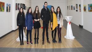 'Nisan Koleji Dnem Sonu Sergisi HighWay'de''