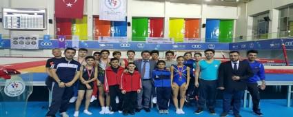 Mersin'den madalyalarla dndler