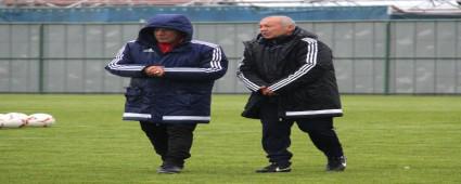 Erdoan ve ekibi sahaya kt