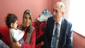 BAKAN YILMAZ HASTA ZYARETLERNE DEVAM EDYOR 