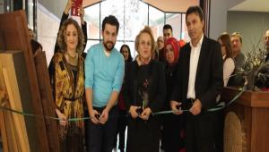 NARVEN SANAT SOKAI'NDA RLYEF SERGS AILDI