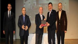 nl tarihi-yazar Gerede'de konferans verdi