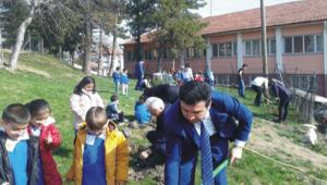 Okul bahesine gl diktiler