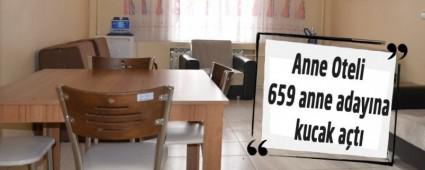 Anne Oteli 659 anne adayna kucak at