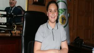 Ylmaz koltuunu Hilal Gken Eren'e brakt