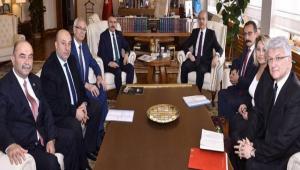 Bakan'dan pekyolu Belediyeler Birlii'ne tam destek