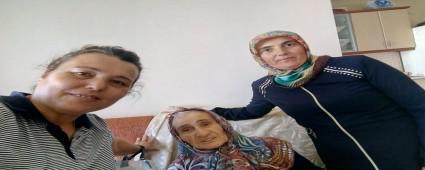 HEM TEMZLK YAPIYORLAR HEM ARKADALIK