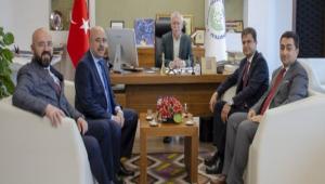 KAMU-SEN\'DEN REKTR ALARLI\'YA ZYARET