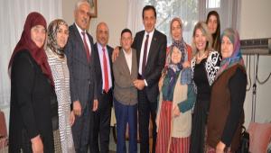 VAL MT HUZUREVN ZYARET ETT