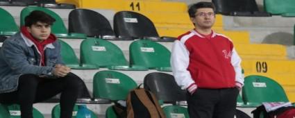 ki taraftar yalnz brakmad