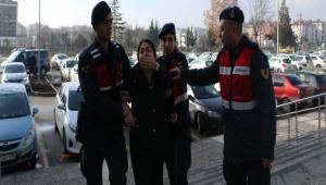 DHKP-C\'li kadn dinlenme tesisinde yakaland