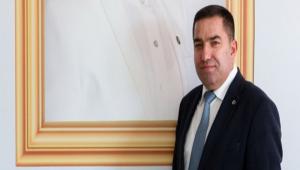 Y Parti\'de yaanan istifalar deerlendirdi