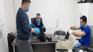 Ev ev gezip maske ve kolonya datyorlar