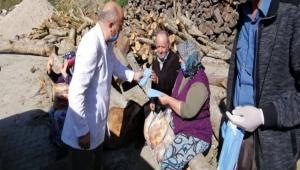 Takesti\'de vatandalara cretsiz maske