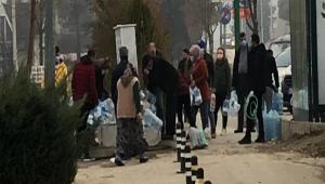 SOSYAL MESAFESZ SU KUYRUU