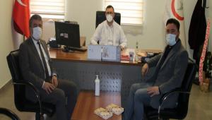 Allar\'dan salk alanlarna kitap ve tatl ikram