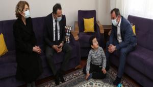 BAKAN ZCAN OTZML OCUKLARI UNUTMADI