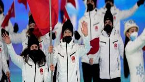 AYENUR DUMAN, OLMPYATLARDA LKEMZ TEMSL EDYOR