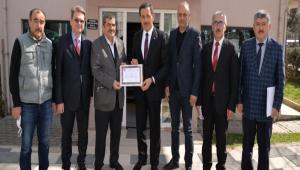 VAL MT\'TEN PETEK METAL VE GKDEMR\'E ZYARET