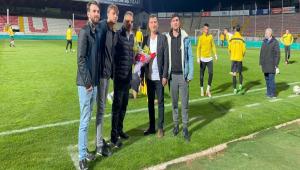 YENDEN REFAH'TAN YENAA VE ZEL DARE KROLUSPOR'A ZYARET