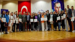 MYO\'DA BLGSAYAR LABORATUVARI AILII VE SEGEM SERTFKA TREN YAPILDI