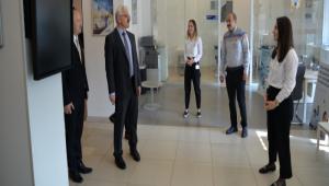 VAL KILI\'TAN TRK TELEKOM\'A ZYARET