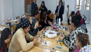 Bolu\'da pek Bcei Kozalar iek Ayor