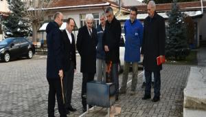 DEPREMZEDELER N TUVALET VE SOBA YAPIYORLAR