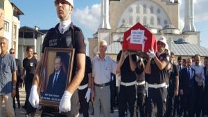 ERKAN KILI, MLKYE MFETT YAVUZ\'UN CENAZESNE KATILDI