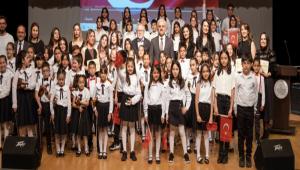 Miniklerden Muhteem Konser