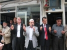Nezaket kural�nda �zcan’a tam not