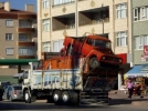 Bir kamyon ka� kamyon ta��yabilir