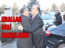Krallar gibi kar��land�