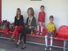 E�lerini yaln�z b�rakm�yorlar