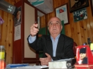 �tiraz etti, muhtar oldu