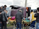 Takla atan otomobil ayd�nlatma dire�ine �arpt�