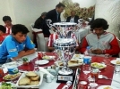 �ampiyonlara taraftarlardan yemek