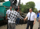 Ba�kan Y�lmaz asfaltlama �al��malar�n� inceledi