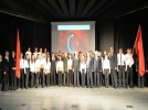 ��rencilerden Ata�ya sayg� program�