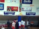 Hoca tokat att�, oyuncu sald�rd�!..