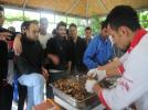 Ba�kandan Gen�lik Geli�tirme Merkezi'ne yemek