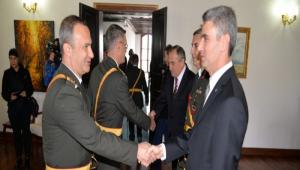 VAL� BARU�, TEBR�KLER� KABUL ETT�