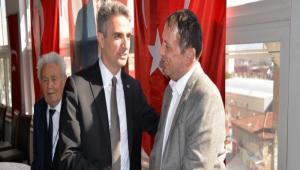 VAL� BARU�'TAN GAZ�LERE VE �EH�T A�LELER�NE YEMEK