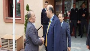 "Kahramanlar�m�z� al�nlar�ndan �p�yorum"